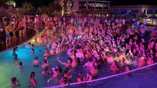 Pool party 2022 du Beach Garden [upl. by Evadne]