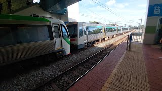 Transperth A series with a Transperth B series at Greenwood station [upl. by Wimsatt683]