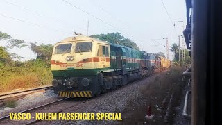 Parallel run  Vasco  Kulem Passenger  Pune  Ernakulam Superfast  Konkan Railway  Majorda [upl. by Ycinuq]