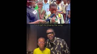 Kizz Daniel pour me water on the street by a little girl [upl. by Luann]