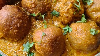 রাজকীয় স্বাদে কাঁচকলা পনিরের কোপ্তা কারি  Raw Banana kofta curry kach Kolar kofta curry recipe [upl. by Akeimahs]