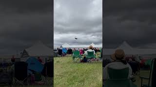 Chinook flying in RAF Fairford [upl. by Nevetse]