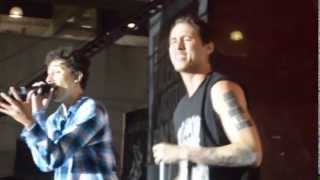 Canserbero feat McKlopedia  Festival Nuevas Bandas 2013 [upl. by Leanna897]