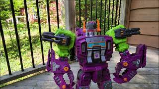 Transformers Earthrise SCORPONOK from Scorpion to Bot  stop motion [upl. by Ansev592]