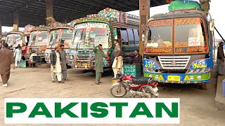 Faisalabad Pakistan Walking Tour BUSY LOCAL BUSS STATION [upl. by Haily]