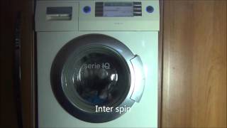 Siemens Serie IQ1430 Washing Machine  Mix 40c half load [upl. by Nnylyt]