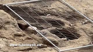 Gli scavi archeologici di piazza del Comune [upl. by Adnalu37]