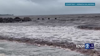 Heavy rain floods portions of Maui and Big Island [upl. by Surtemed]