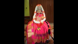 Simple Varamahalakshmi Decoration  ಬಿಂದಿಗೆಗೆ ಸೀರೆ ಉಡಿಸುವ ವಿಧಾನ  ಕಲಶಕ್ಕೆ ಸೀರೆ ಉಡಿಸುವ ವಿಧಾನ [upl. by Bow847]