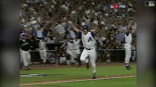 Unbelievable Game 7 Bottom 9th of 2001 Yankees vs DBacks Gonzo with the historic walkoff [upl. by Nosde]