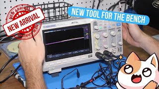 A Silly Unboxing Video New Siglent oscilloscope for the bench [upl. by Noirda]