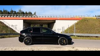 Seat Leon Cupra R 1M Walkaround and sound [upl. by Ocihc]