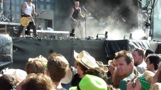 Broilers  Ist da jemand live Southside Festival am 22062014 [upl. by Anavahs]