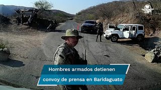 En Badiraguato cuna del quotChapoquot hombres armados detienen convoy de prensa que cubre a AMLO [upl. by Merilee445]