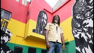 Tiken jah  Tu Ma Tué  VISITEZ LE STUDIO no 3 DE LA RADIO TIKEN JAH FAKOLY A ABIDJAN [upl. by Dera132]