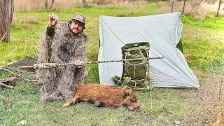 Surviving With A Blowgun  Hog Down [upl. by Halvaard]