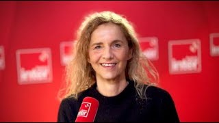 Delphine de Vigan  quotParler de la figuration au cinéma cest parler de nous tousquot [upl. by Selec]