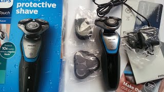 Philips S540006 Aqua Touch Electric Shaver with Smart Click Precision Trimmer [upl. by Akener]