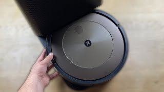 Unboxing Irobot Roomba j9 [upl. by Roinuj]