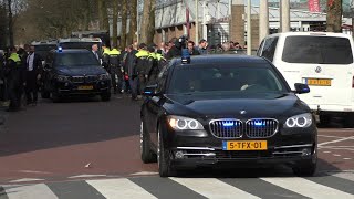 Geert Wilders voert campagne voor lokale PVV op de Haagse Markt  DKDB met spoed onderweg [upl. by Attenat]