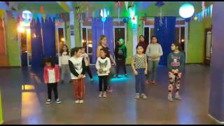 Vacaciones  Wisin  Coreografía Kids [upl. by Vtarj]