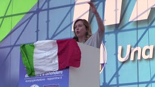 Centrodestra in piazza Meloni contro gay e lgbt quotSono una donna sono cristianaquot [upl. by Itsud]