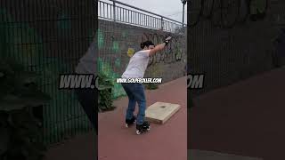 Maniobra en Patines en línea quotEjercicios de salto y giroquot Tutorial y tips de patinaje Golpe Roller [upl. by Laeno171]