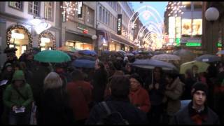 Flashmob Basel Dezember 2011 Grosser Gott wir loben DICH [upl. by Ellehsad]