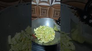 Kankada Aloo bhaja 😋Kankada Bhaja Recipe Spiny Gourd Fry Recipe shorts viral viralshorts food [upl. by Airtap]