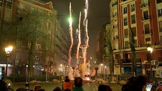 Ruzafa Night Mascletà  Falla Cadiz Los Centelles  Fallas 2022 with Fallas Figure  March 16th [upl. by Nereids266]