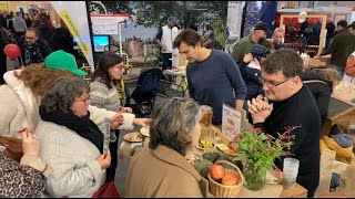 Ferme expo  les consommateurs curieux du quotidien des agriculteurs [upl. by Yung]