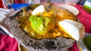 LAVA SALSA AVOCADO  Molcajete Caliente Mexican Food at Los Sifones Mexico City [upl. by Niwdog]