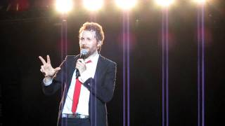 JOVANOTTI DEDICA LA CANZONE quotORAquot ALLA PICCOLA MATILDE [upl. by Sedaiuqlem]