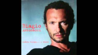 Biagio Antonacci  Entre tu y mil Mares Feat Laura Pausini [upl. by Etnahsal534]