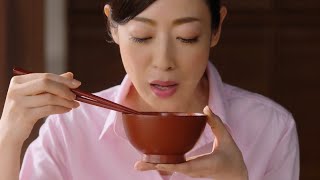 Nagatanien 永谷園 あさげ CM 「冷やしそうめんアレンジ」篇 15秒 [upl. by Naehgem]