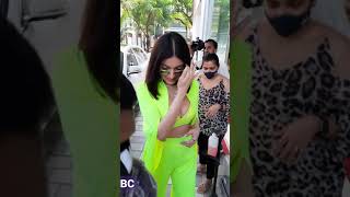 Divya Khosla Kumar Spotted at Andheri [upl. by Culbert]