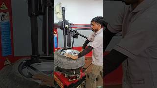 Tyre changer machine and wheel balancing machineviralshort [upl. by Gnanmas]