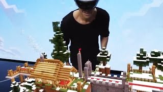 Minecraft als 3DHologramm Das kann HoloLens wirklich E3 [upl. by Aicirtap]