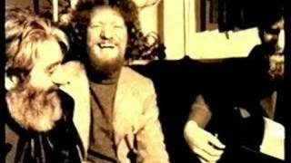 Luke Kelly The Leavin Of Liverpool Live [upl. by Acirne36]