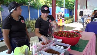 Emprendedores impulsan sus proyectos en feria de innovación de la UNICIT [upl. by Anaitat]