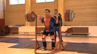 Weightlifting Aslambek Ediev amp Vladimir Safonov squats 240kg april 2008 [upl. by Meehyr480]