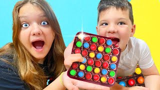 MaKiNG POP ITS YOU CAN EAT with AUBREY amp CALEB POP IT FIDGETS CHALLENGE for KIDS [upl. by Bysshe636]