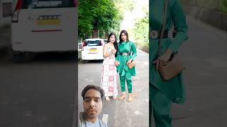 Ye dono ladki ne Kamal kardiya 😮 comedy funnyabrazkhan funny [upl. by Millicent]