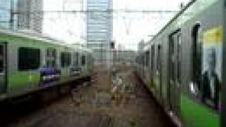 Yamanote at Shinagawa X2020倍再生 山の手品川駅 [upl. by Rayna]