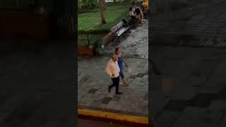 Revelan otro video de Petro y su acompañante caminando de la mano en Panamá noticiascolombia petro [upl. by Eseilanna]