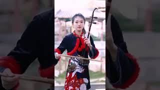 Chinese erhu plays quotbig fish and begoniaquot [upl. by Ayyn]