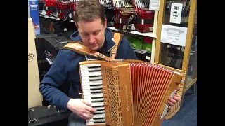 Mark playing Masons Apron on a Serenellini 343MW  Hobgoblin Music Birmingham [upl. by Aenil]