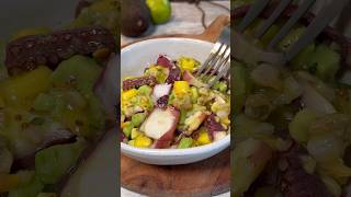 “SALPICÓN” VERANIEGO DE PULPO Y BERBERECHOS 🥑🐙 receta ensalada [upl. by Gerda]