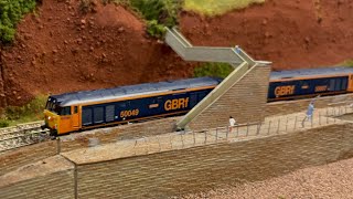 The Taunton School Model Railway Exhibition pt1 [upl. by Dawn374]