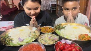 KINEMA CURRY KALO DALVINDI FRY  DALLE KO ACHARAALO CHOKHA amp SALAD mukbang [upl. by Lapointe631]